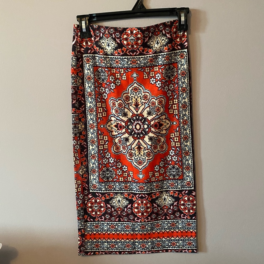 TOPSHOP patterned pencil skirt